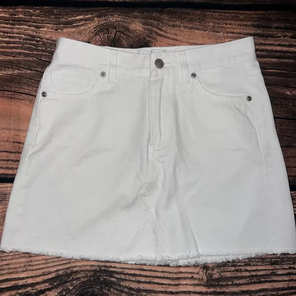 Southern Tide Women's White‎ Denim Mini Skirt Size 25 Casual Frayed Hem
